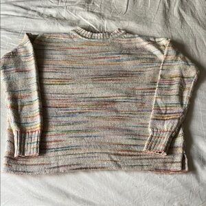 Crew space-dyed boxy crewneck sweater in a cotton blend material. 
Size XXS